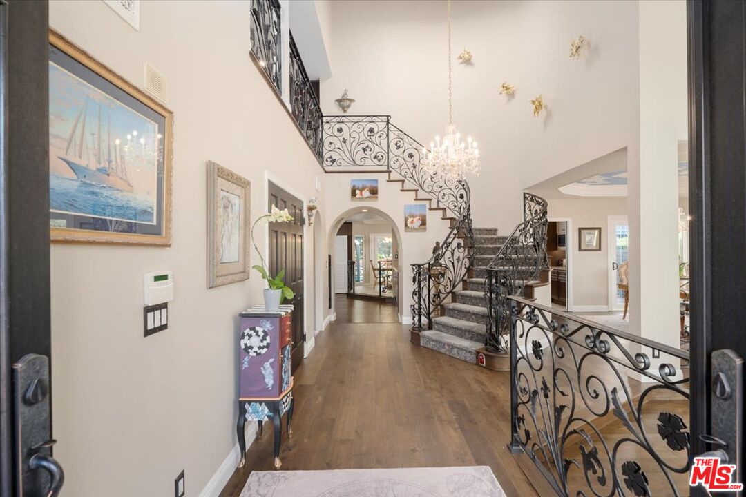 18409 Hampton Court Porter Ranch, CA 91326 - Photo 6 of 52