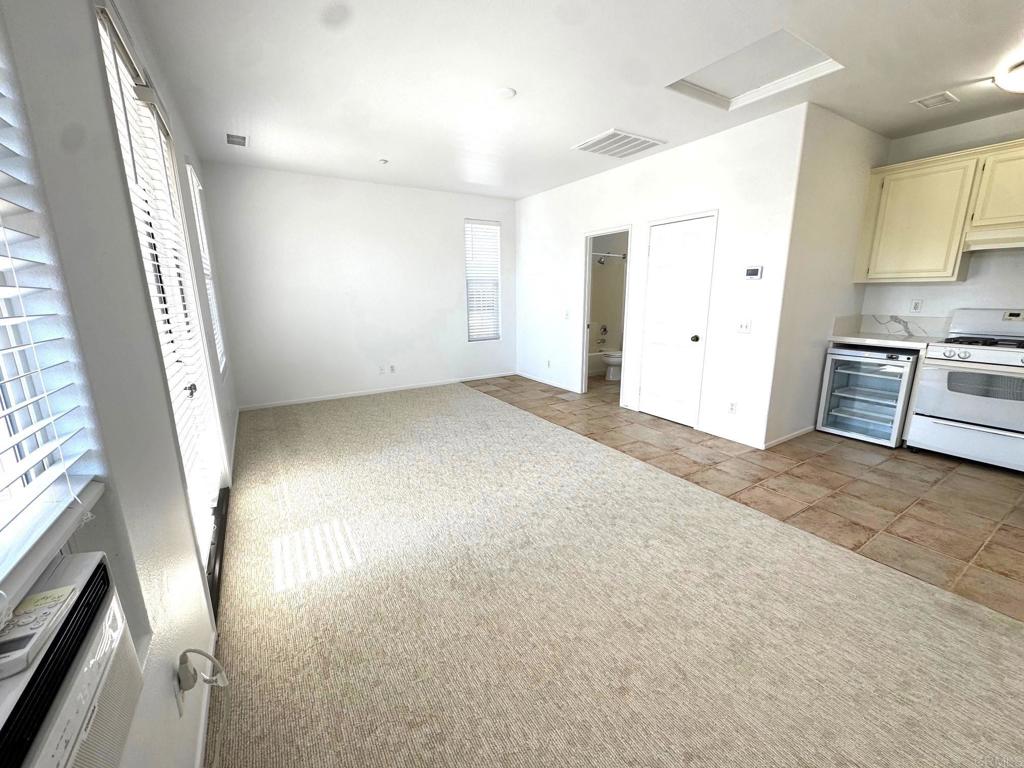 653 Beach Street Encinitas, CA 92024 - Photo 2 of 20