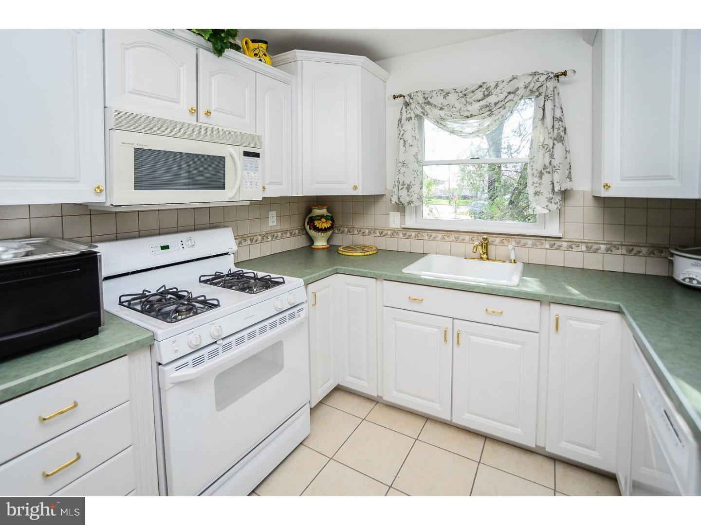 5 Buckingham Road Marlton, NJ 08053 - Photo 11 of 24