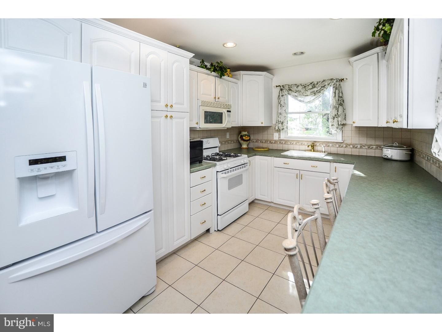 5 Buckingham Road Marlton, NJ 08053 - Photo 12 of 24