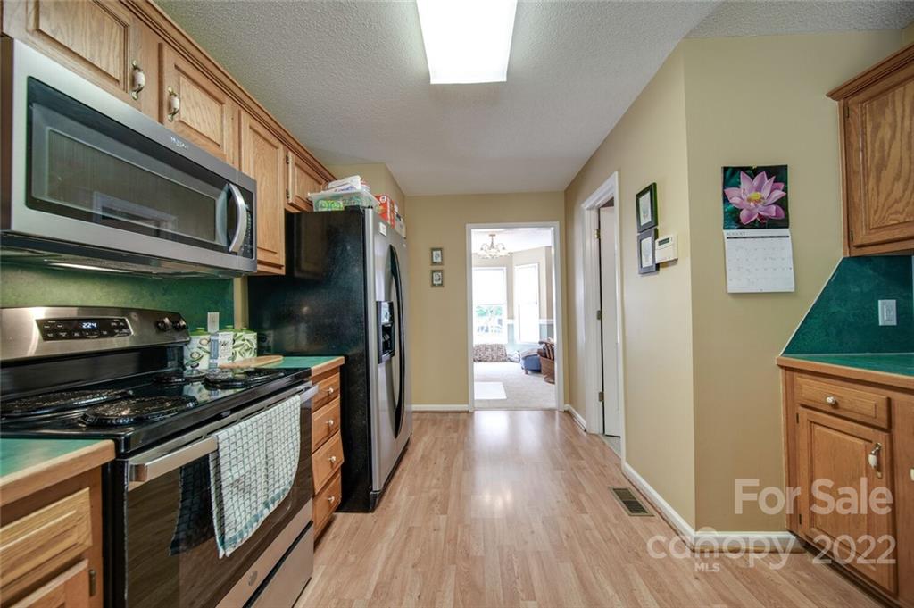 1356 Mistletoe Ridge Place Northwest Concord, NC 28027 - Photo 7 of 33 Gallery Image 7