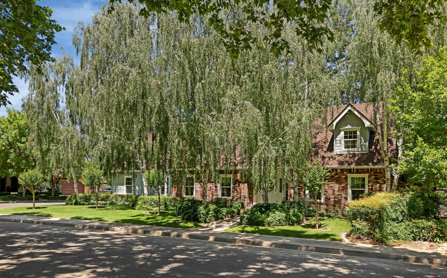 2505 Raleigh Court Turlock, CA 95382 - Photo 3 of 52