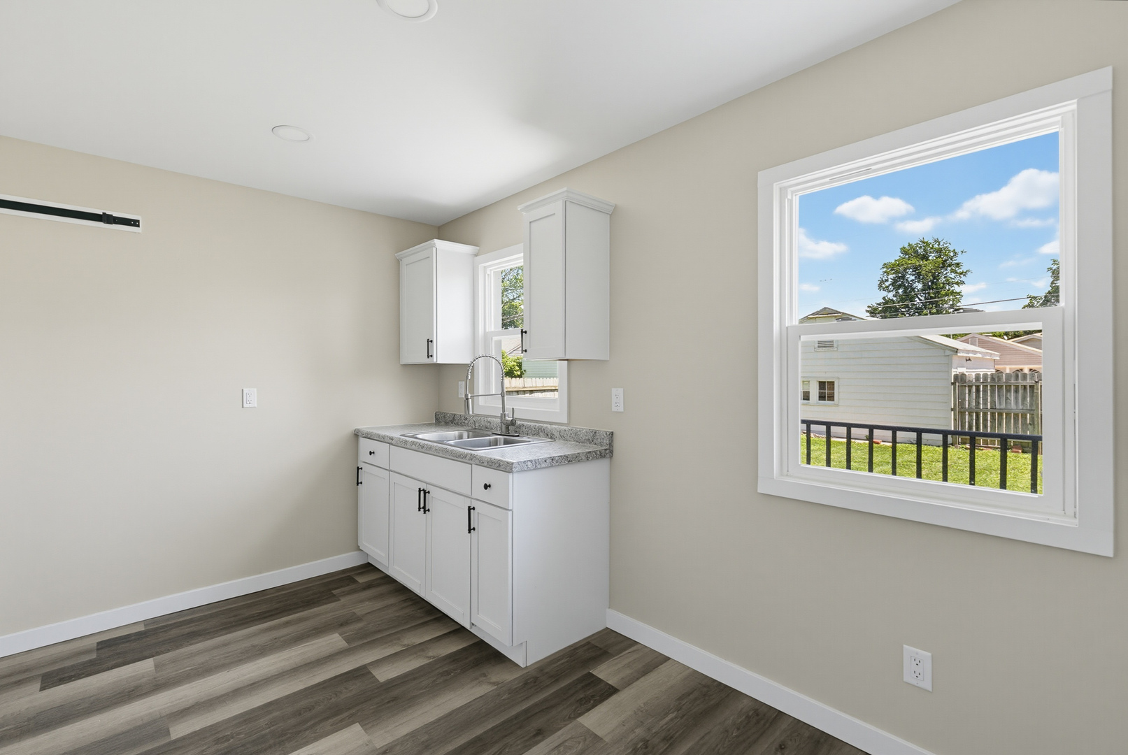 2456 32nd Street Moline, IL 61265 - Photo 10 of 39