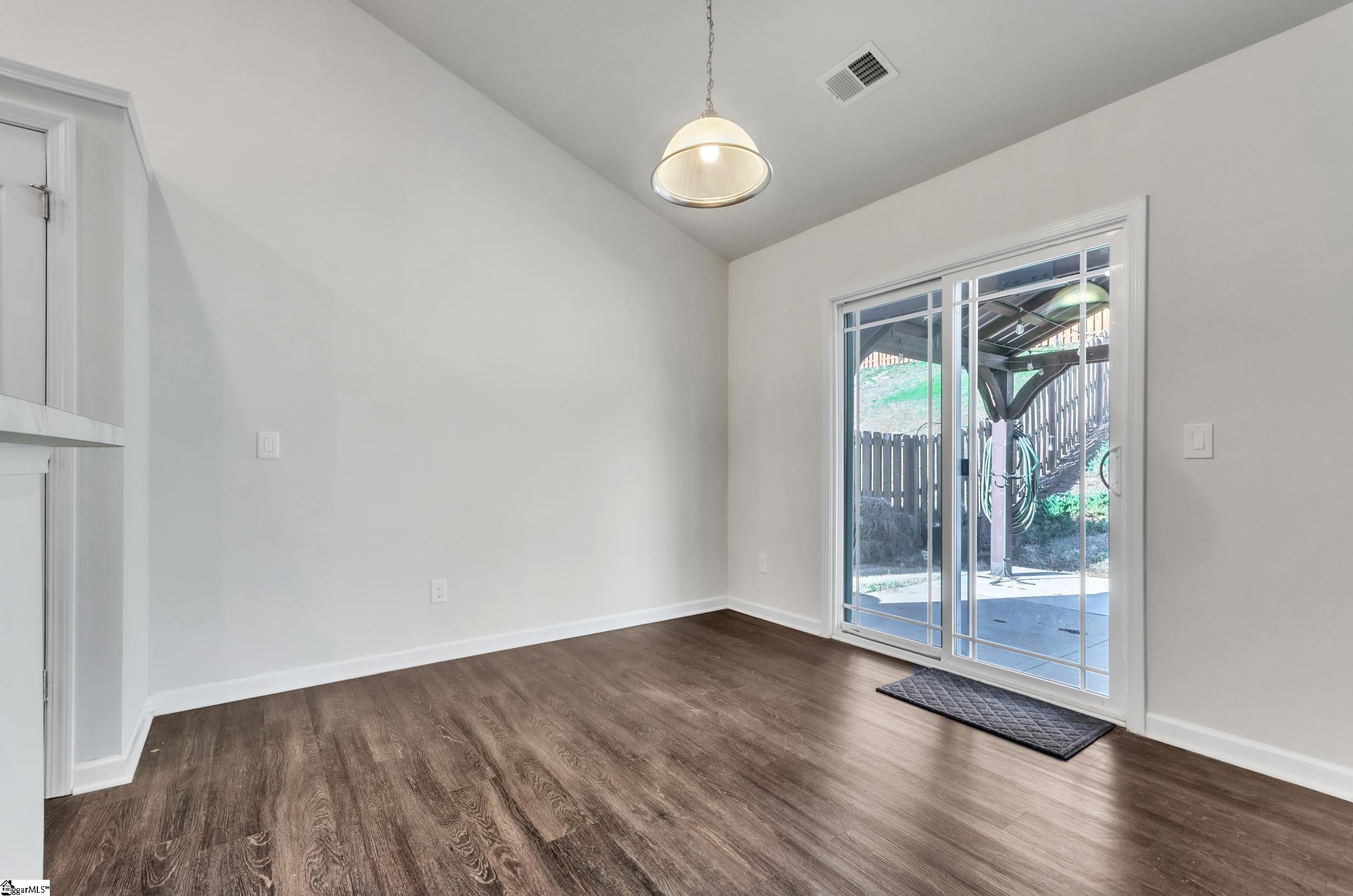 11 Talisker Way Greenville, SC 29607 - Photo 5 of 30 Gallery Image 5