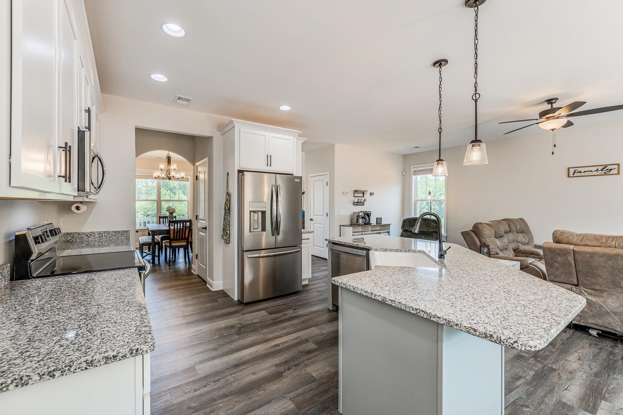 730 Ratchford Lane Wellford, SC 29385 - Photo 15 of 32