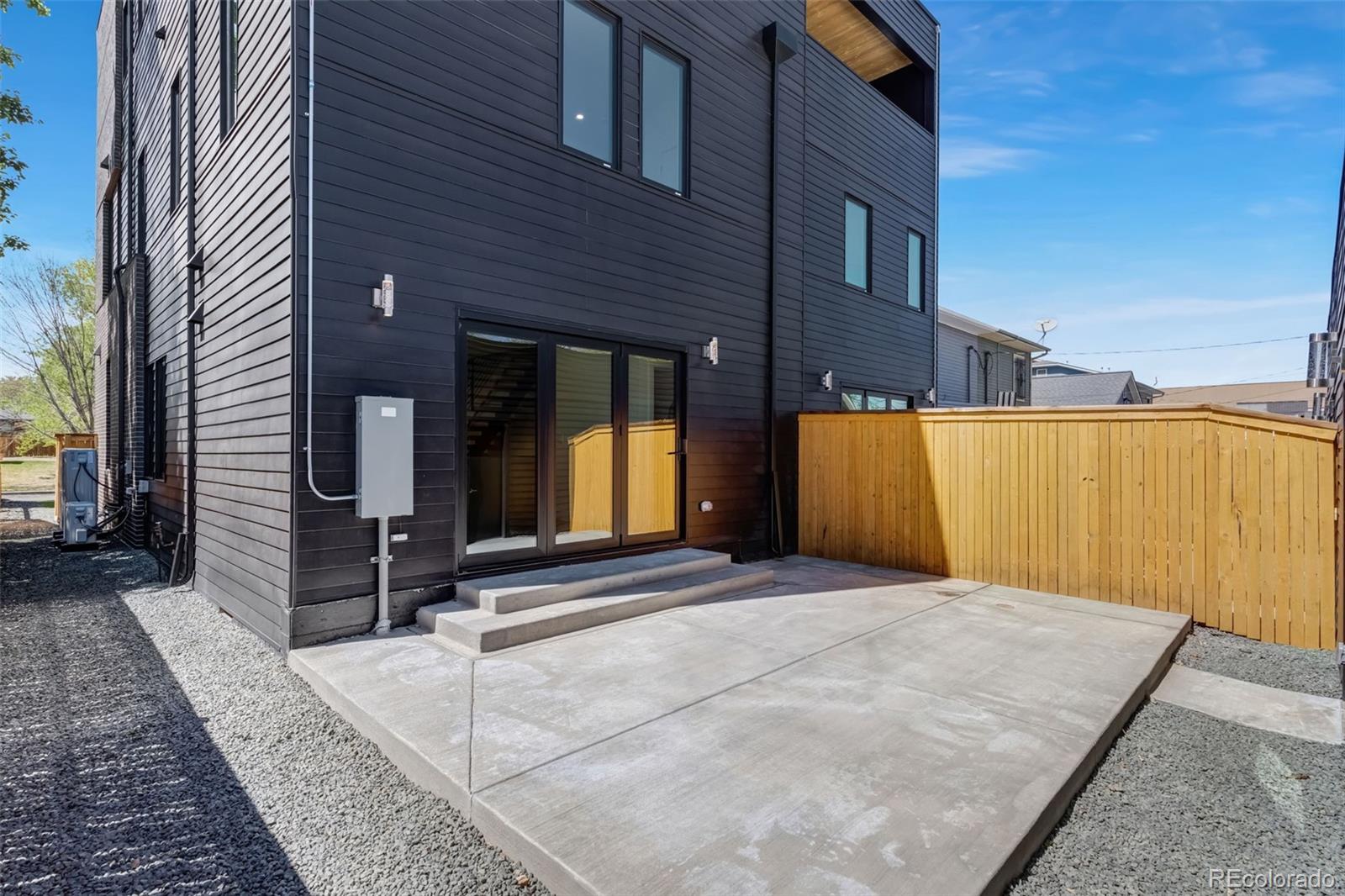 1446 Stuart Street Denver, CO 80204 - Photo 26 of 33