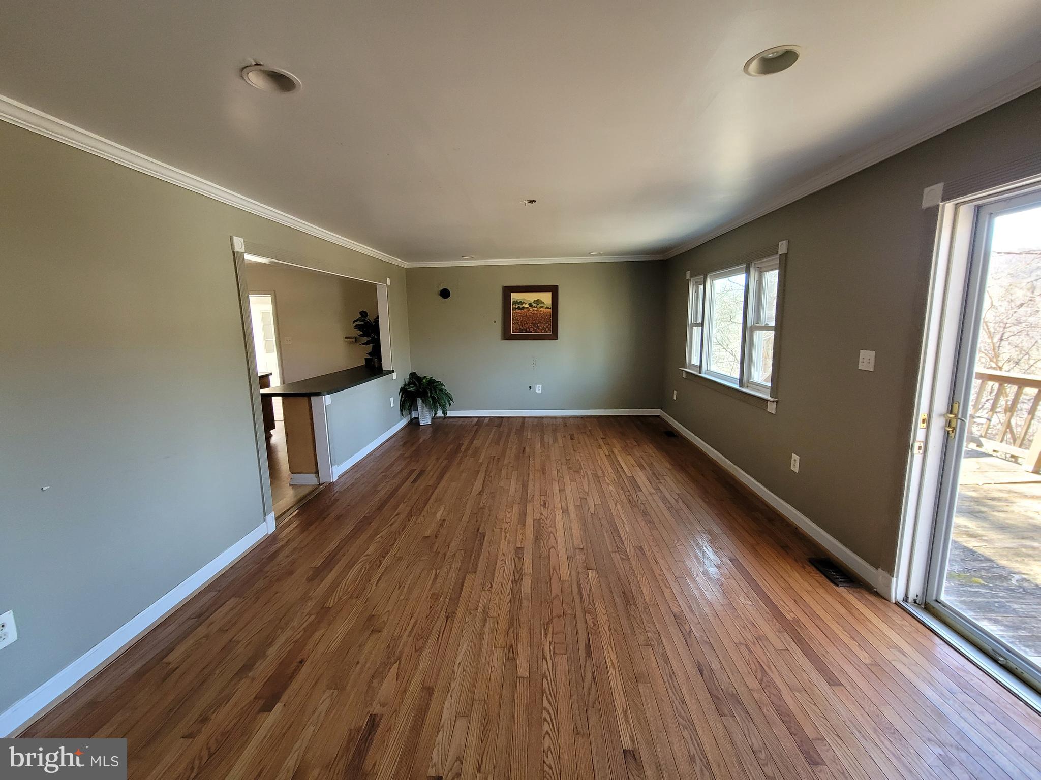 25131 Old Hundred Road Dickerson, MD 20842 - Photo 5 of 22 Gallery Image 5