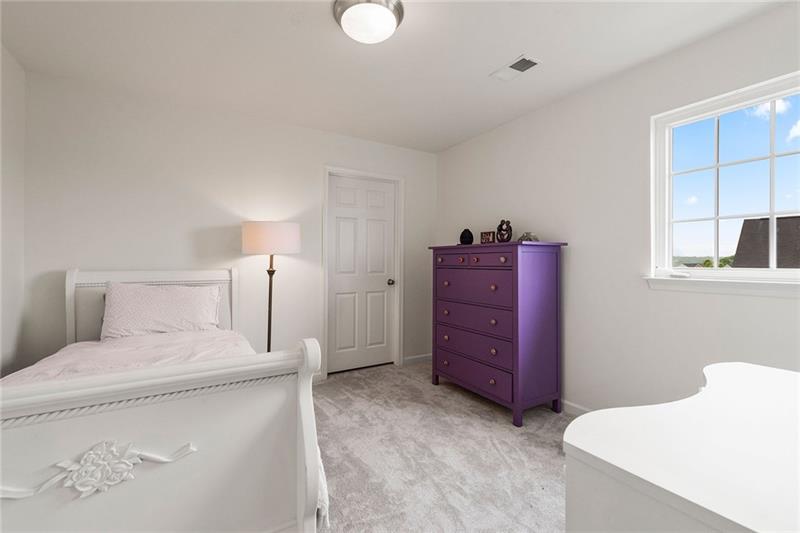 226 Cobblestone Drive Pittsburgh, PA 15237 - Photo 16 of 25 Bedroom