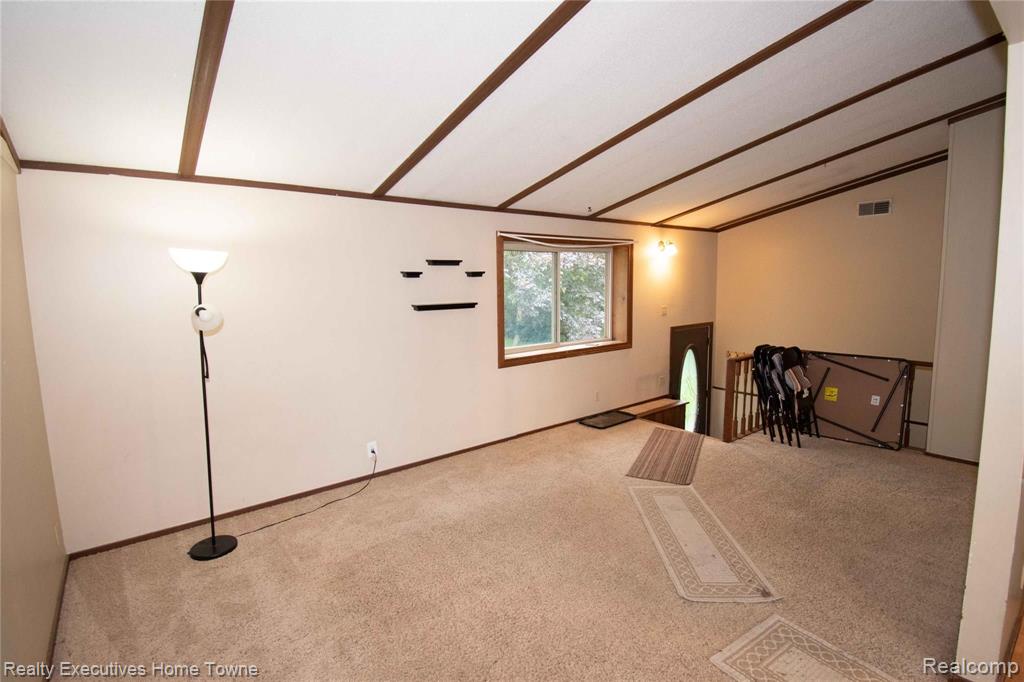 5849 Roach Road Croswell, MI 48422 - Photo 8 of 25