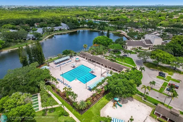 $259,000 | 4161 Coral Tree Circle, Unit 362, Coconut Creek, FL 33073