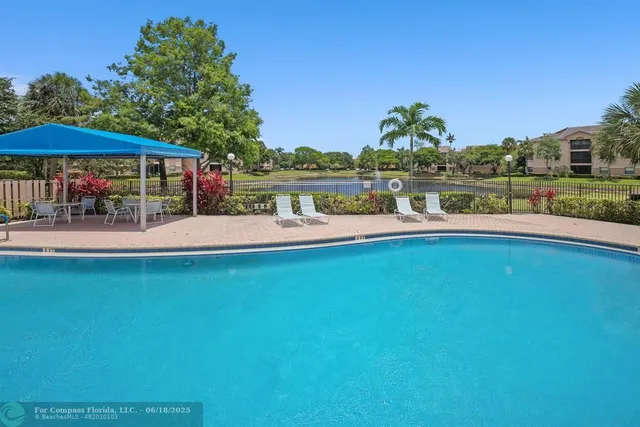 $259,000 | 4161 Coral Tree Circle, Unit 362, Coconut Creek, FL 33073