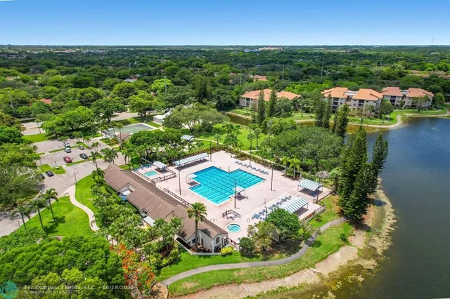 $259,000 | 4161 Coral Tree Circle, Unit 362, Coconut Creek, FL 33073