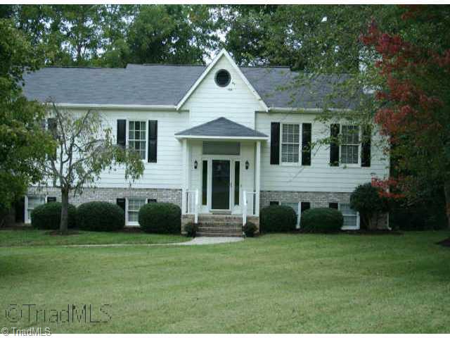 6924 Bridgewood Road Clemmons, NC 27012 - Photo 1 of 9 Exterior Front. Main View