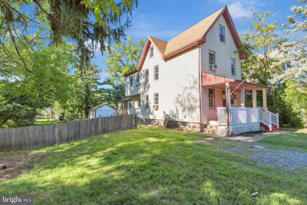 $355,000 | 820 Laurel Street, Delanco, NJ 08075