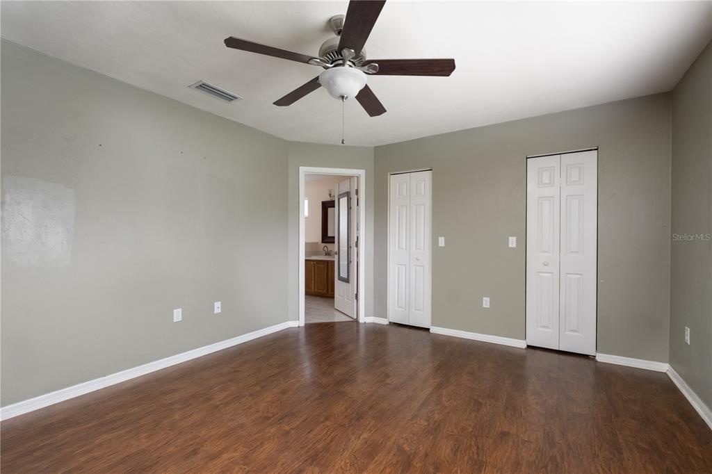 5035 Southwest 78 Way Gainesville, FL 32608 - Photo 9 of 21 Gallery Image 9
