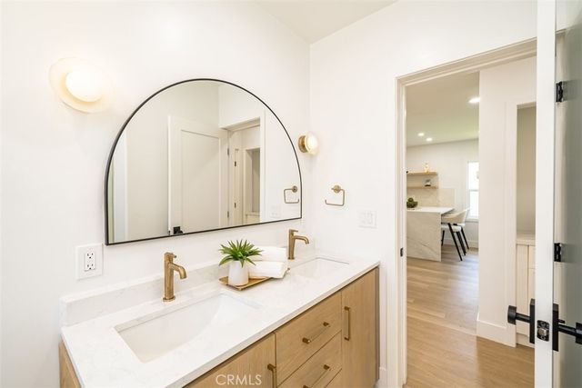 $1,465,000 | 3434 South Redondo Boulevard, Los Angeles, CA 90016