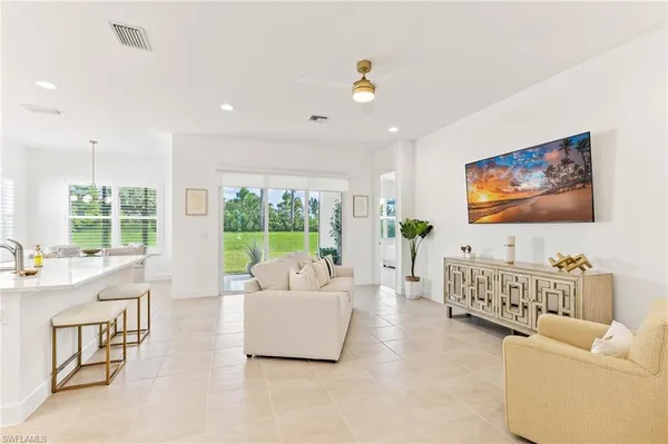 $4,000 | 12349 Dahlia Court, Naples, FL 34120