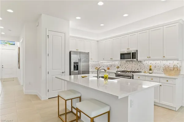 $4,000 | 12349 Dahlia Court, Naples, FL 34120