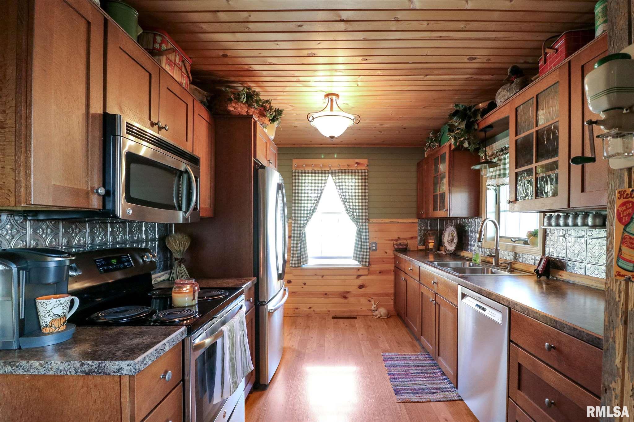8115 North Kickapoo-Edwards Road Edwards, IL 61528 - Photo 11 of 30 Gallery Image 11