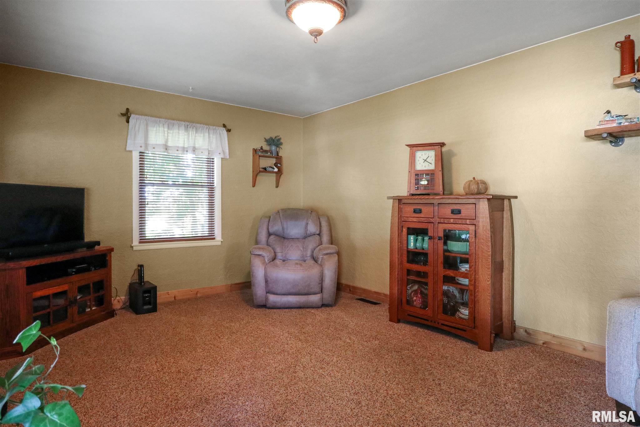 8115 North Kickapoo-Edwards Road Edwards, IL 61528 - Photo 6 of 30 Gallery Image 6