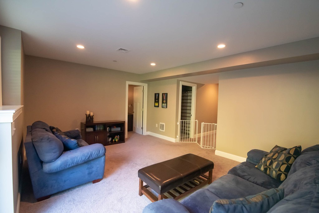 222 Villager Road, Unit 222 Chester, NH 03036 - Photo 31 of 41