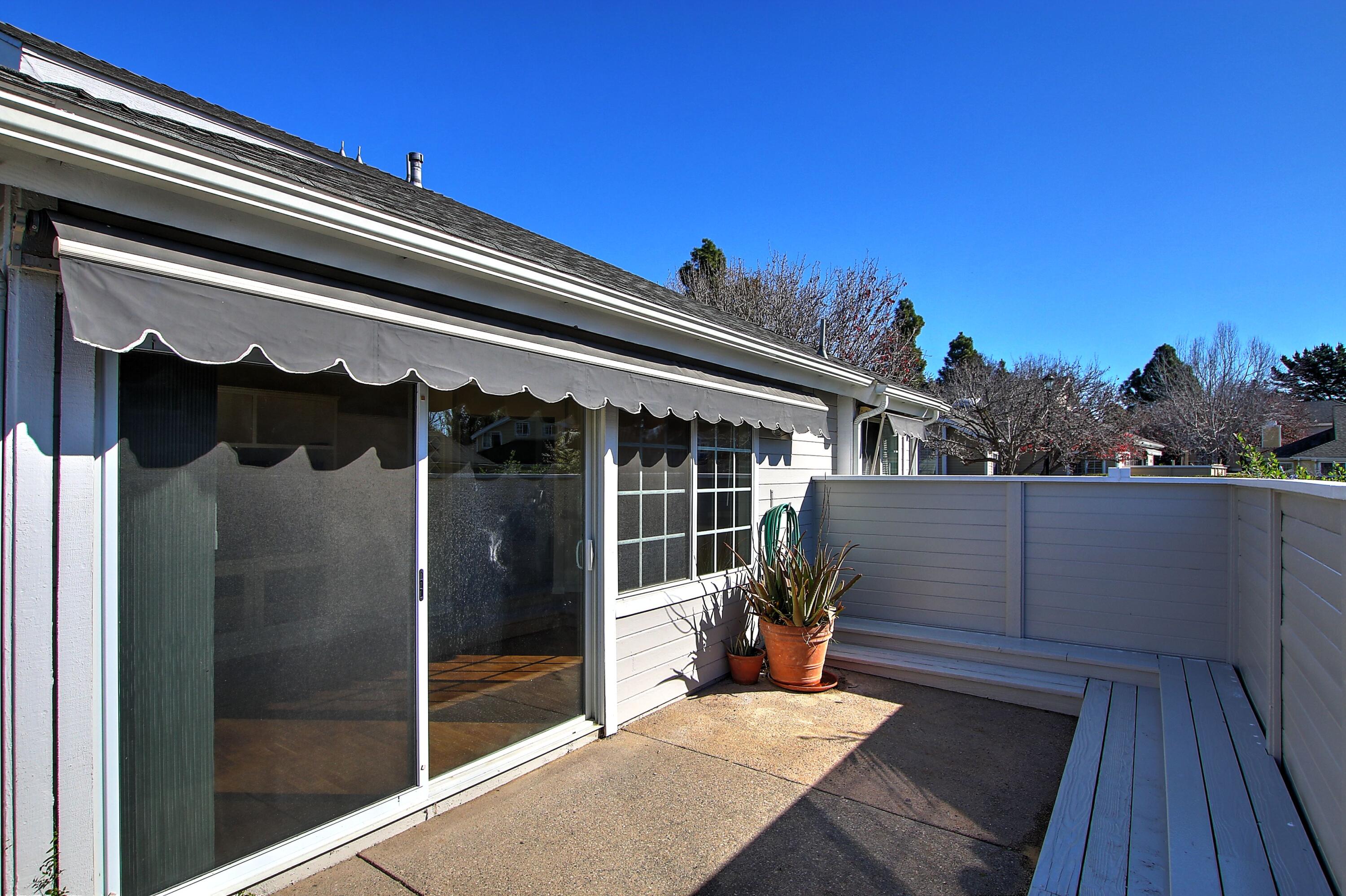 1541 Meadow Circle Carpinteria, CA 93013 - Photo 8 of 36 a view of a balcony