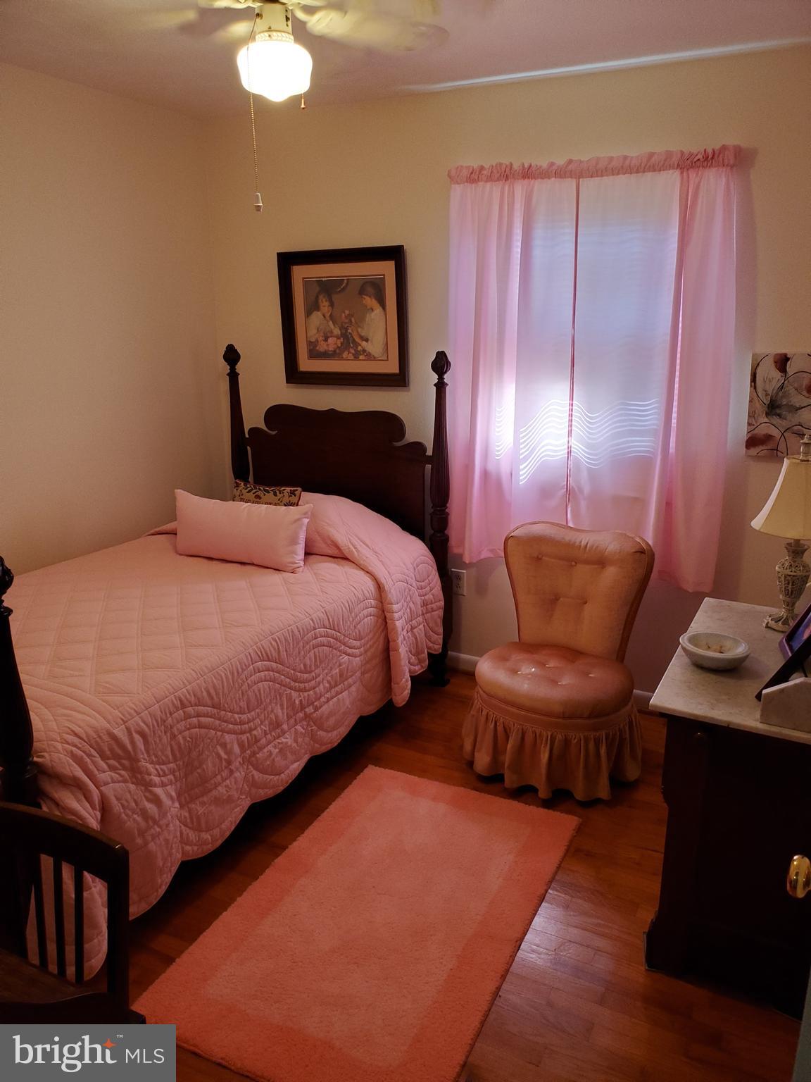 1035 Round Hill Road Winchester, VA 22602 - Photo 12 of 35 secondary bedroom
