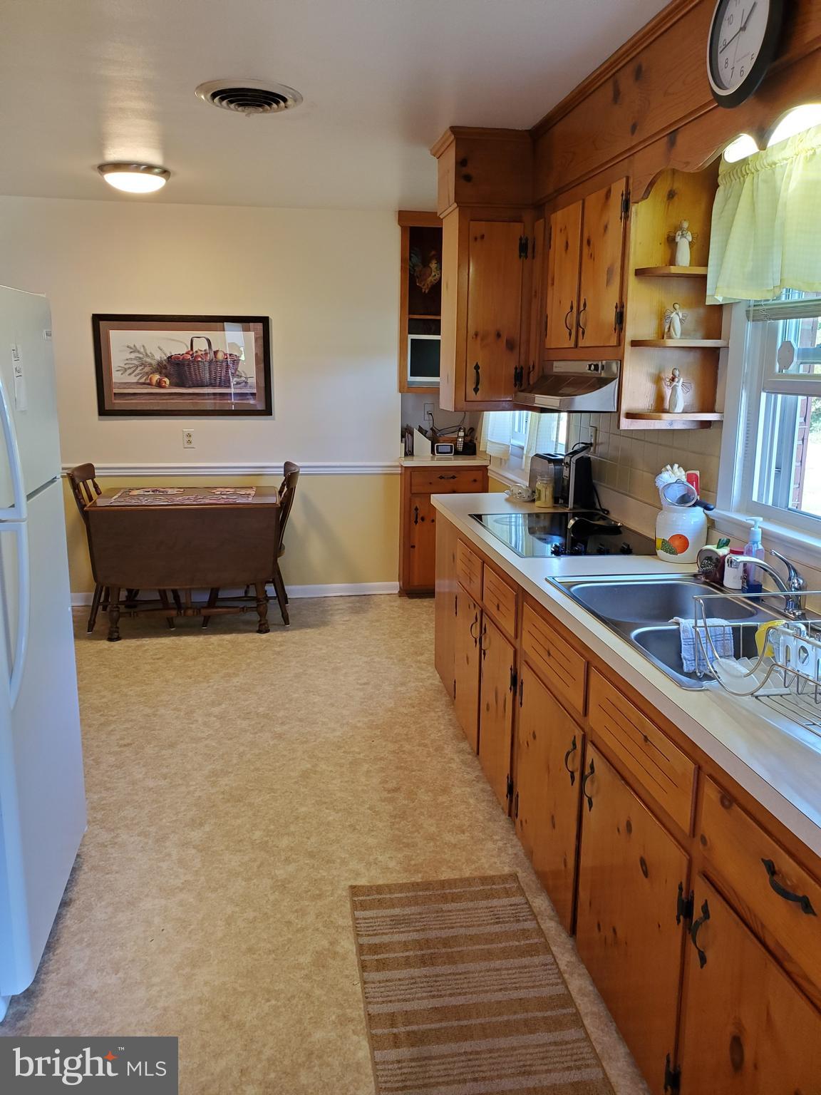 1035 Round Hill Road Winchester, VA 22602 - Photo 6 of 35 Kitchen