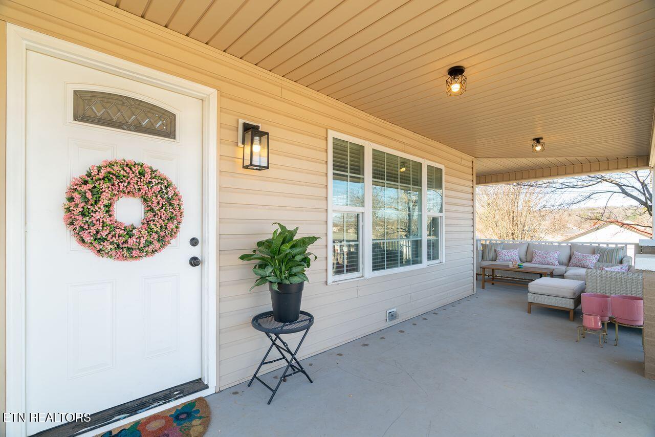 404 Locust Street Morristown, TN 37813 - Photo 4 of 16 4