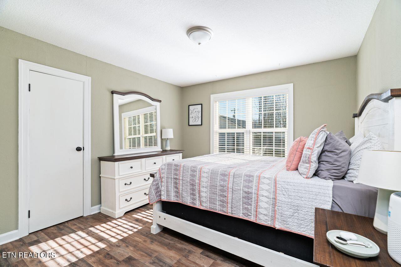 404 Locust Street Morristown, TN 37813 - Photo 10 of 16 12