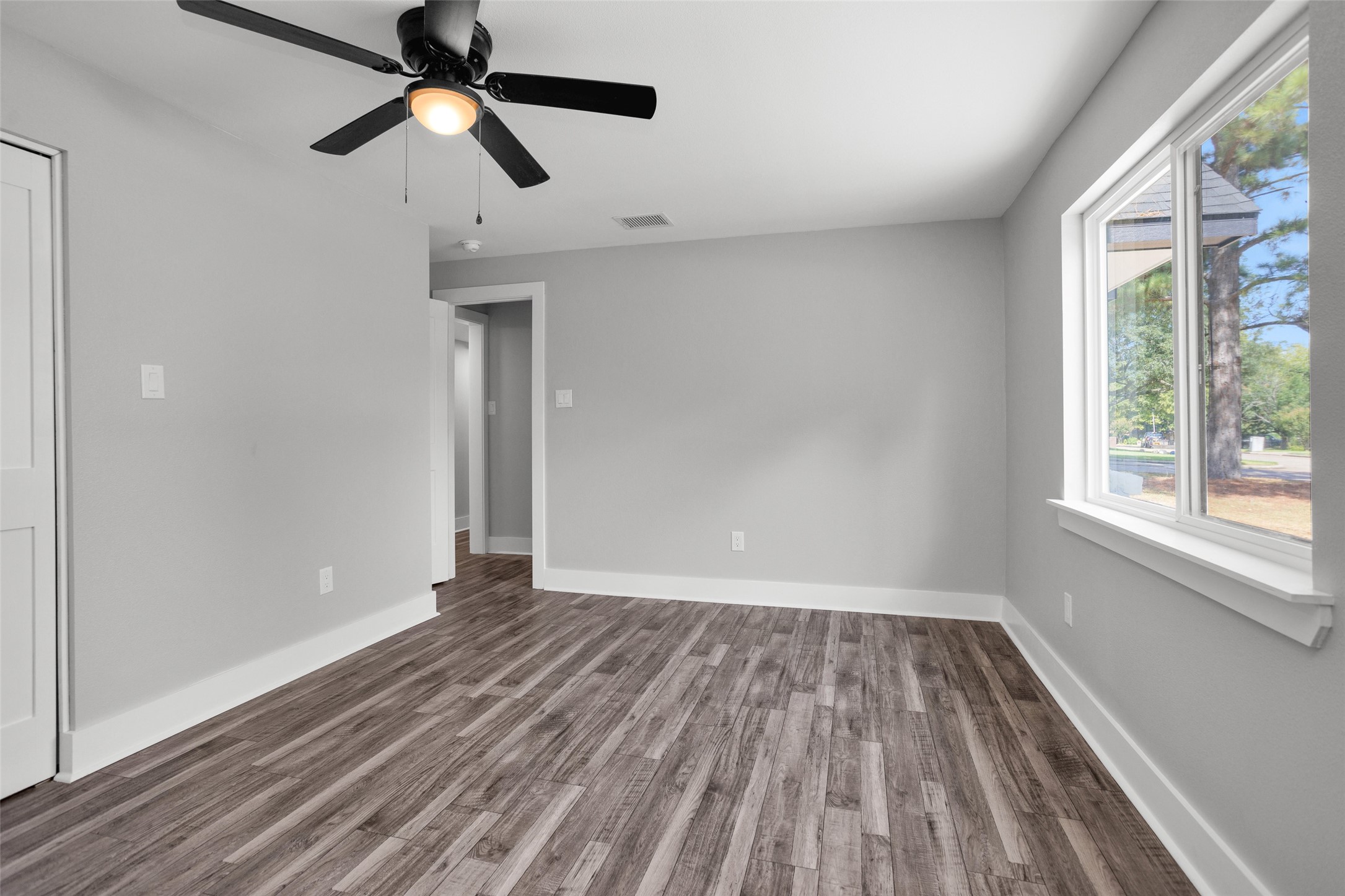 101 April Point Place Conroe, TX 77356 - Photo 7 of 50