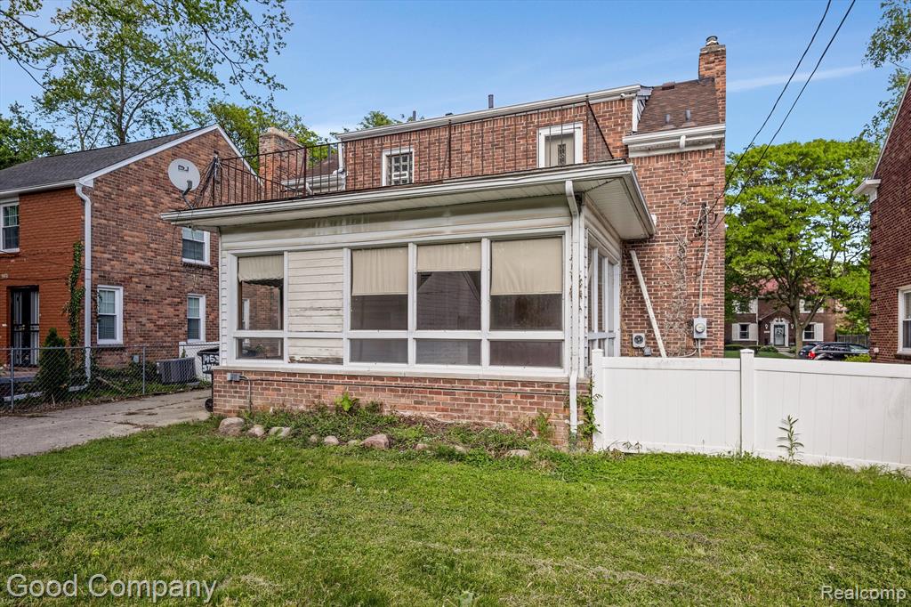 14531 Stahelin Road Detroit, MI 48223 - Photo 30 of 31
