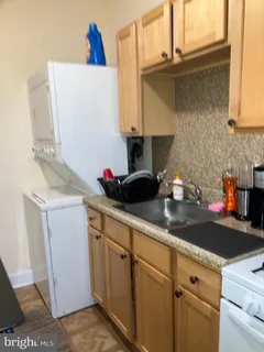 $310,000 | 2516 South 6th Street, Philadelphia, PA 19148