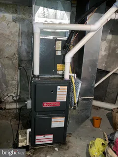 $310,000 | 2516 South 6th Street, Philadelphia, PA 19148