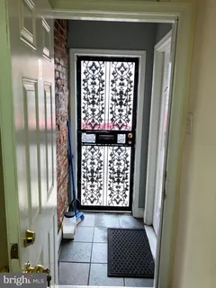 $310,000 | 2516 South 6th Street, Philadelphia, PA 19148