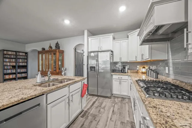 $559,500 | 8056 Stream Ridge Road, Pensacola, FL 32526