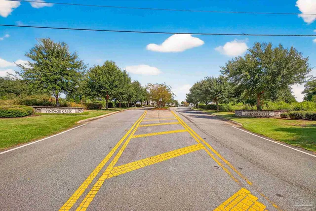 $559,500 | 8056 Stream Ridge Road, Pensacola, FL 32526