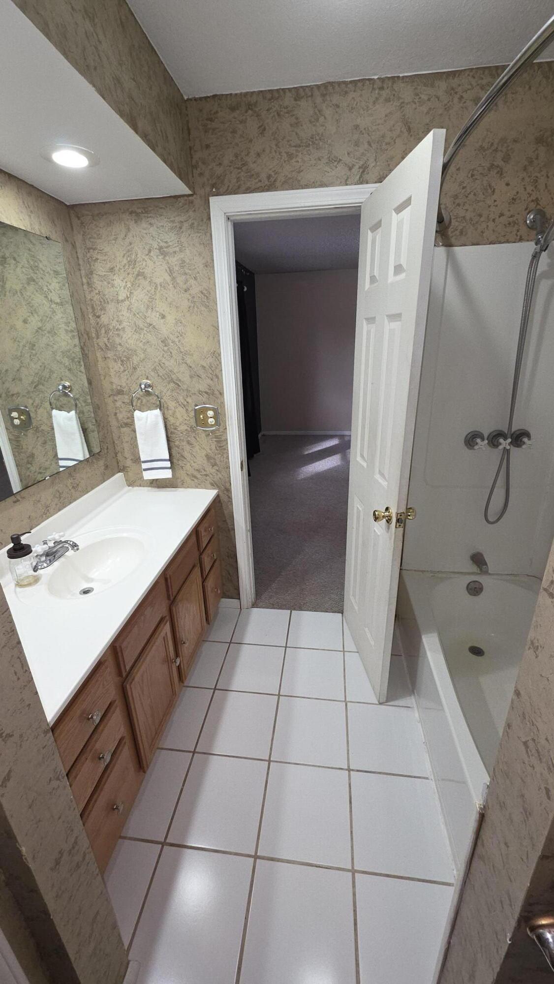 406 Green Street Springport, MI 49284 - Photo 27 of 47 20251017_153442 (1)
