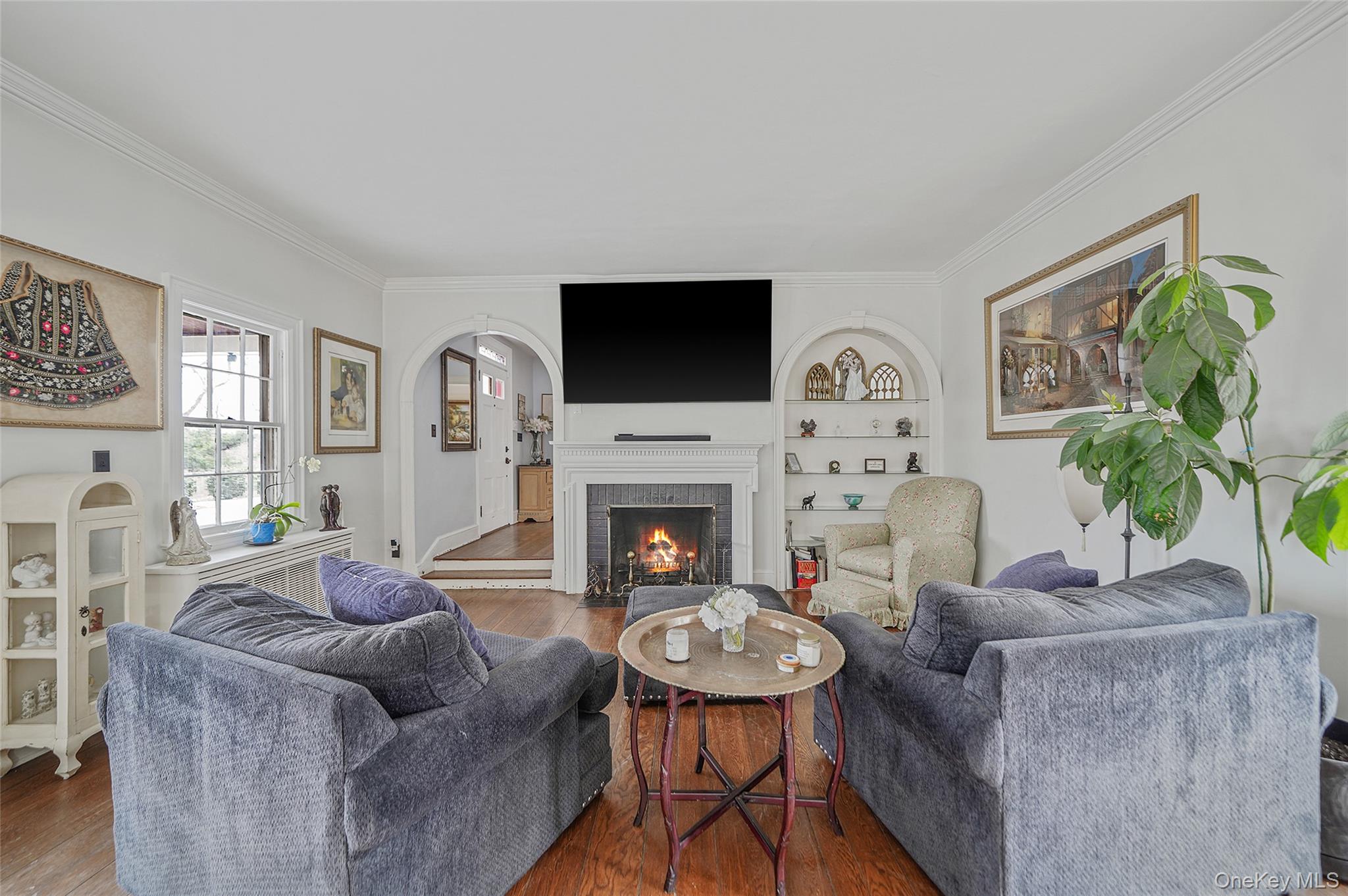 195 Cedar Swamp Road Glen Head, NY 11545 - Photo 12 of 50