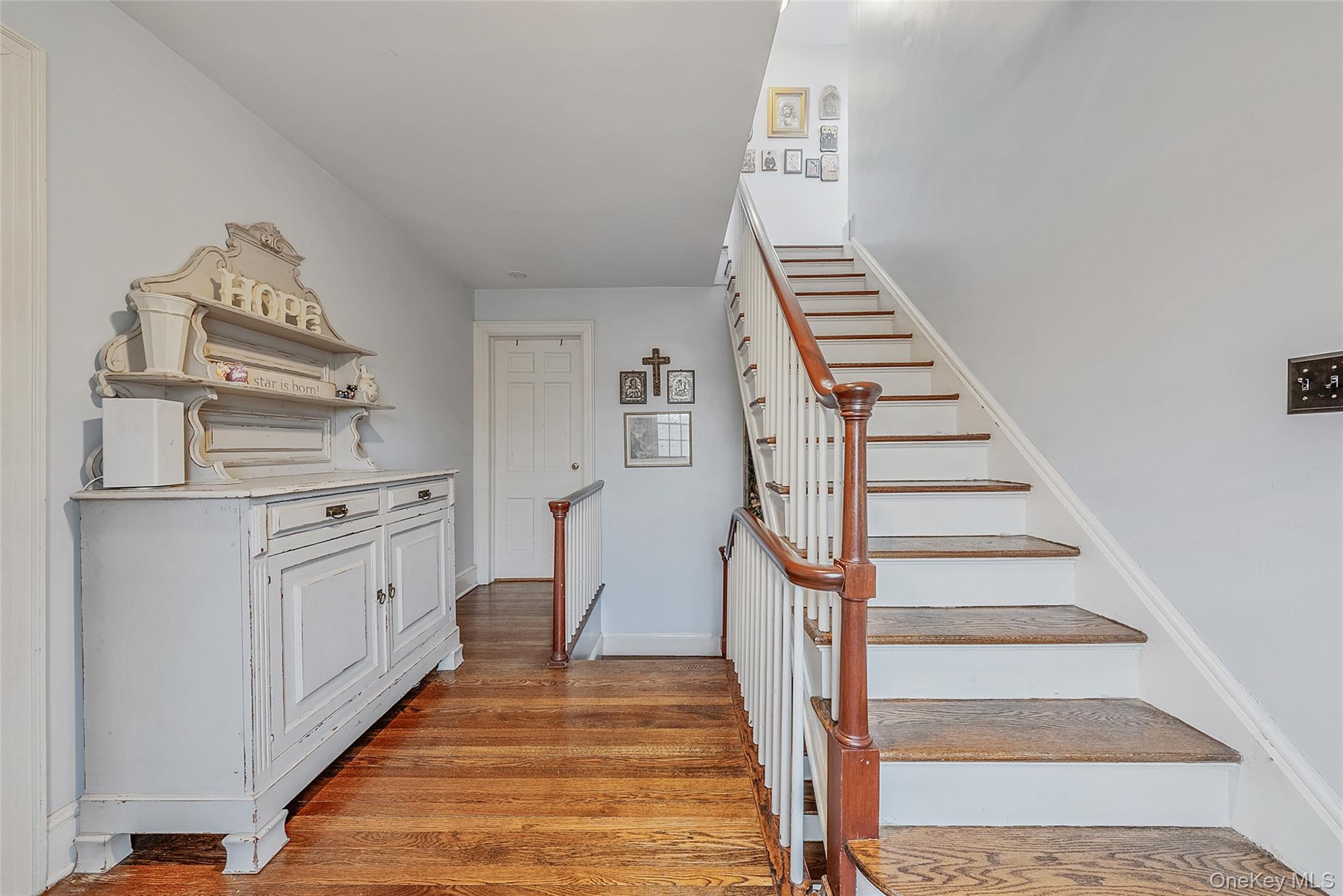 195 Cedar Swamp Road Glen Head, NY 11545 - Photo 31 of 50