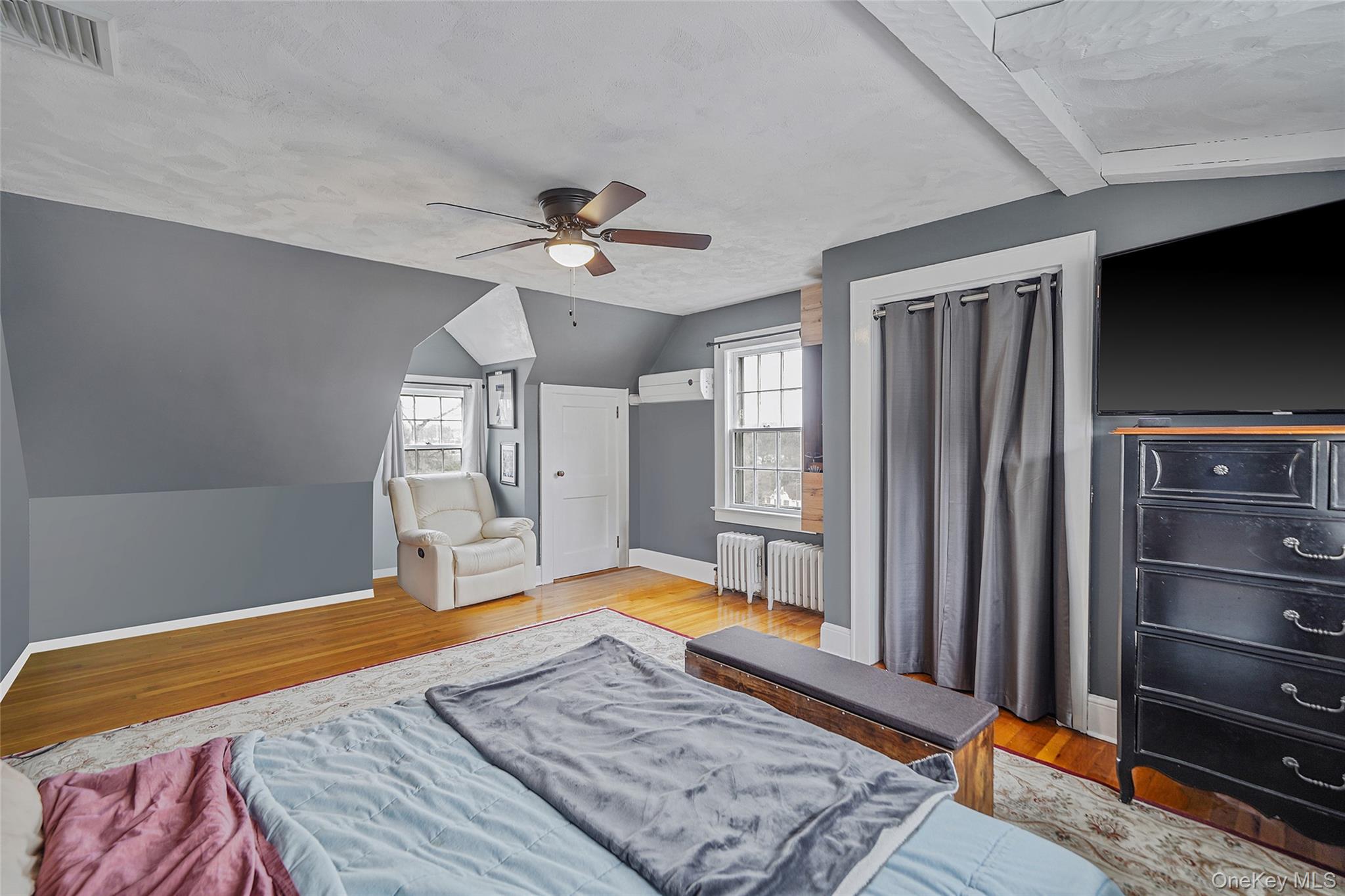 195 Cedar Swamp Road Glen Head, NY 11545 - Photo 41 of 50