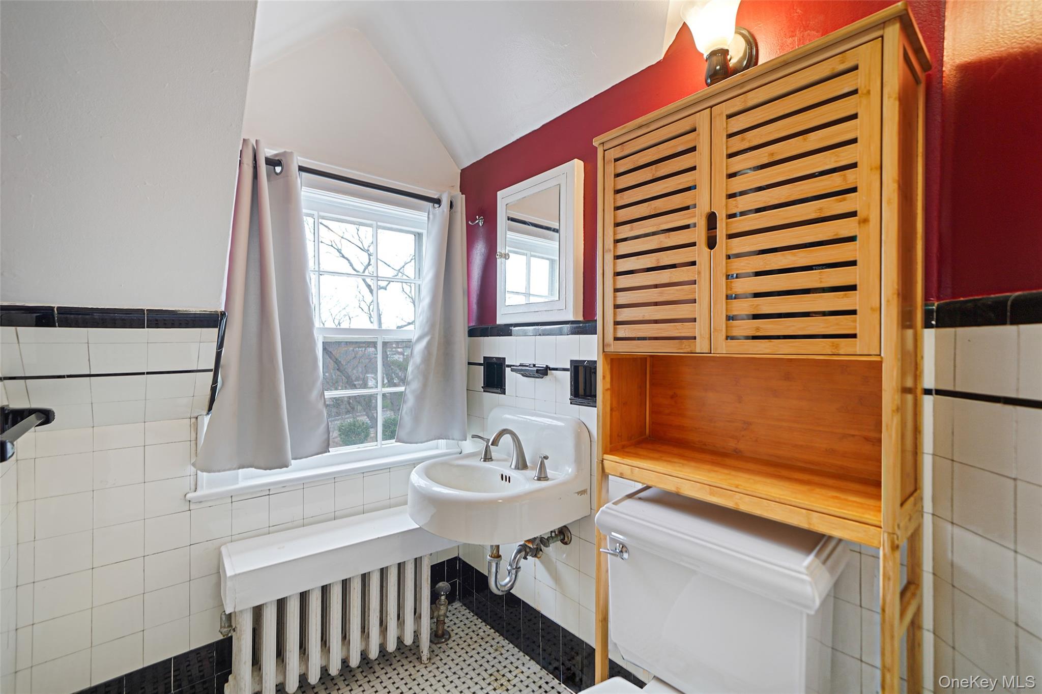 195 Cedar Swamp Road Glen Head, NY 11545 - Photo 42 of 50