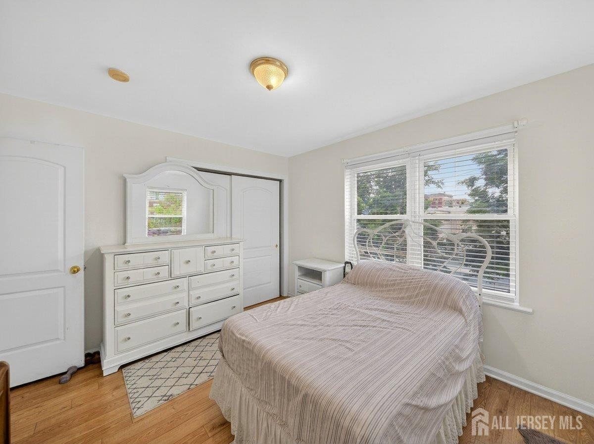 112 Commerce Street Perth Amboy, NJ 08861 - Photo 19 of 33