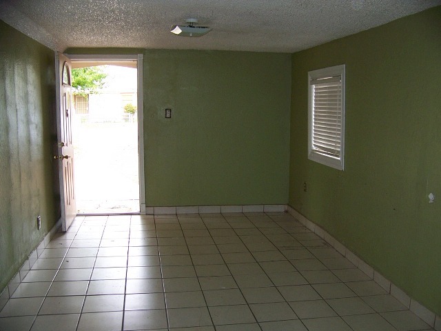 3145 West Berkeley Road Phoenix, AZ 85009 - Photo 3 of 14 Photo