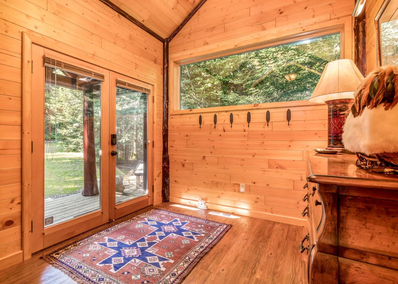 13791 Priest Point Lane Presque Isle, WI 54557 - Photo 9 of 47 Gallery Image 9