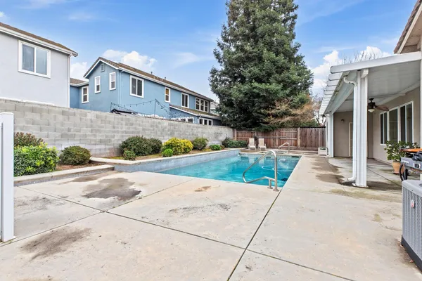 $635,000 | 1800 Hemstead Court, Modesto, CA 95355