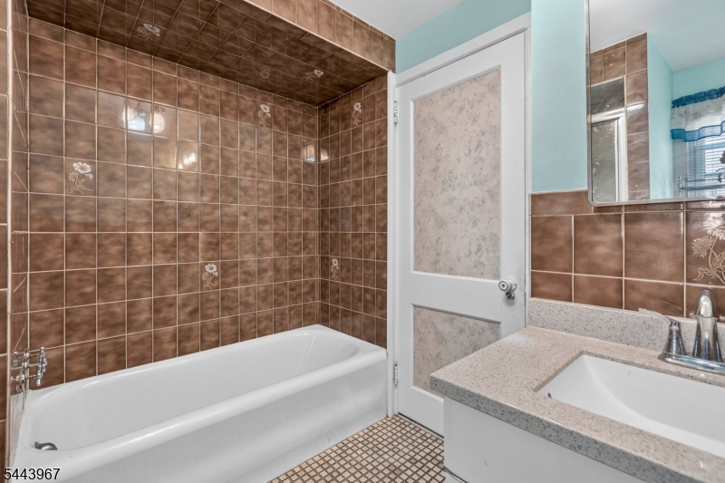132 Hillside Road Elizabeth, NJ 07208 - Photo 21 of 29