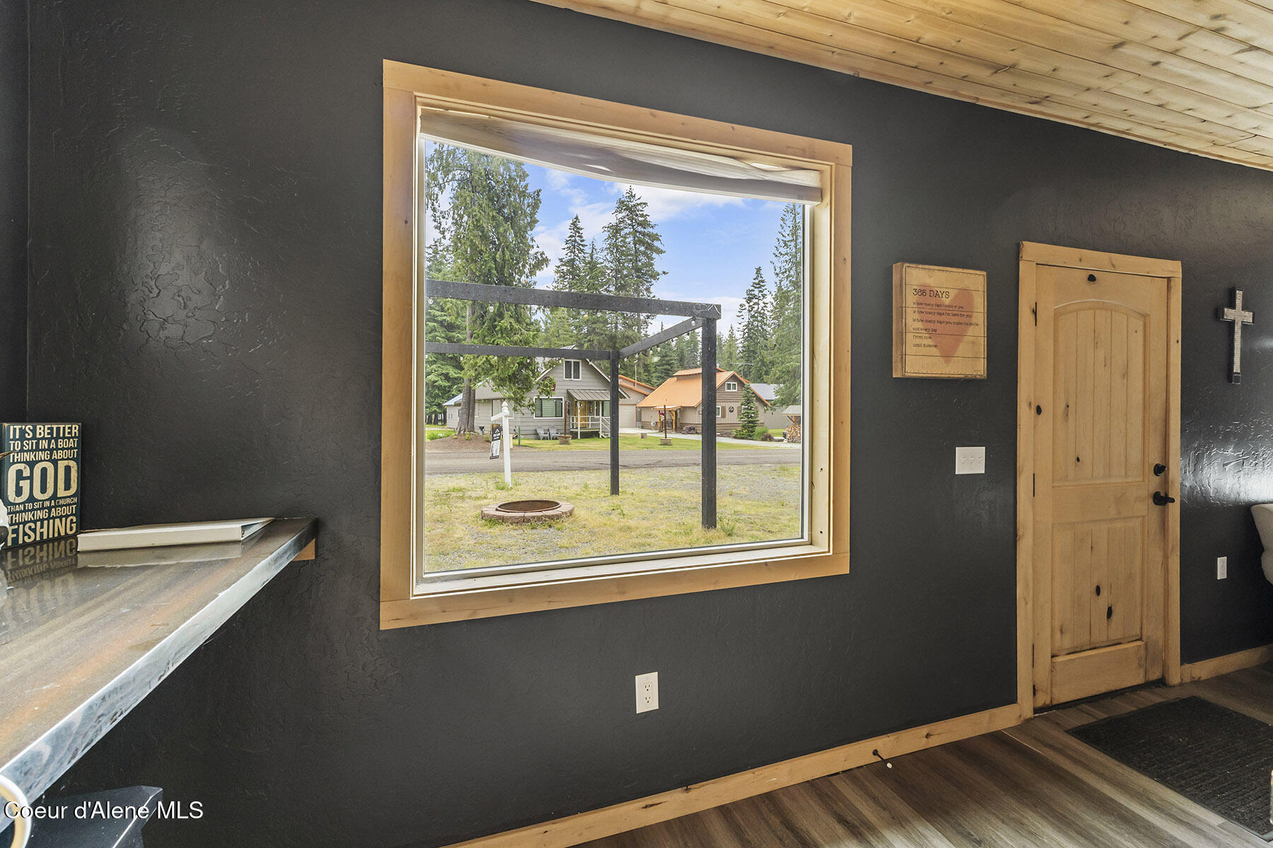 118 Timber Lane Nordman, ID 83848 - Photo 12 of 50 118-Timber-Ln-7492