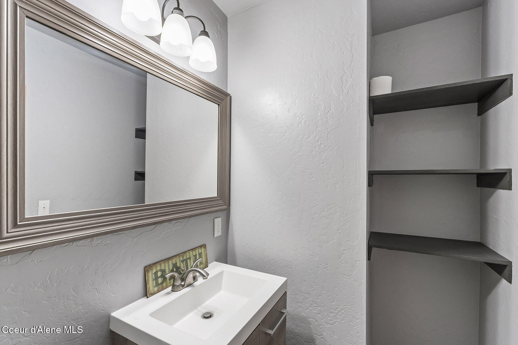 118 Timber Lane Nordman, ID 83848 - Photo 29 of 50 118-Timber-Ln-7381