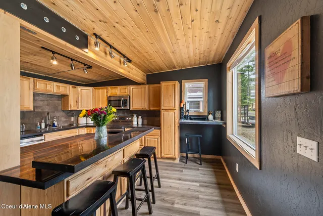 $475,000 | 118 Timber Lane, Nordman, ID 83848